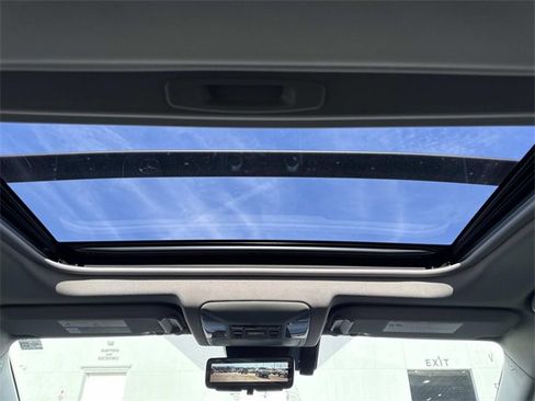 Used 2019 Toyota RAV4 Limited image 19