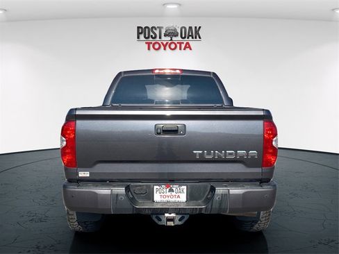 Used 2019 Toyota Tundra SR5 w/ SR5 Convenience Package image 6