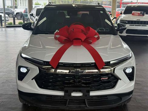 Used 2026 Chevrolet TrailBlazer RS w/ Convenience Package AWD/4WD image 3