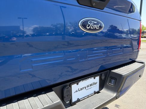 Used 2018 Ford F150 XLT w/ Equipment Group 302A Luxury AWD/4WD image 30