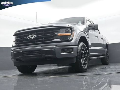 Used 2026 Ford F150 XLT w/ XLT Black Appearance Package AWD/4WD image 11