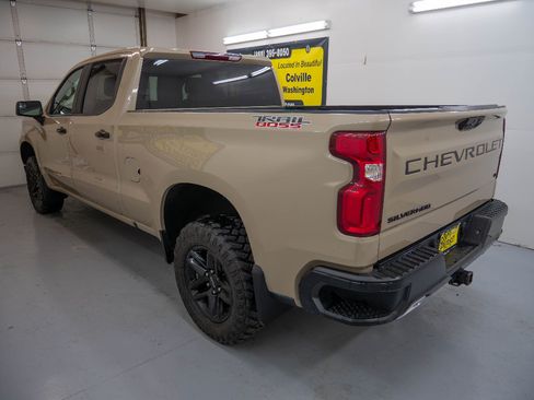 Used 2023 Chevrolet Silverado 1500 LT Trail Boss w/ Protection Package AWD/4WD image 7