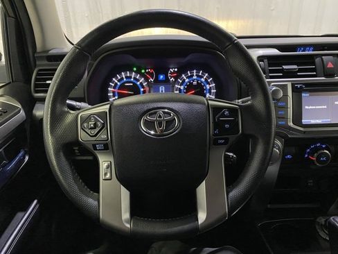 Used 2017 Toyota 4Runner SR5 image 17