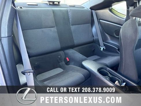 Used 2018 Toyota 86 RWD image 13