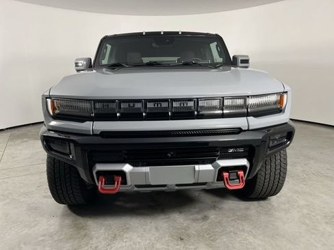 Certified 2025 GMC Hummer EV 3X w/ LPO, Sport Package AWD/4WD image 3