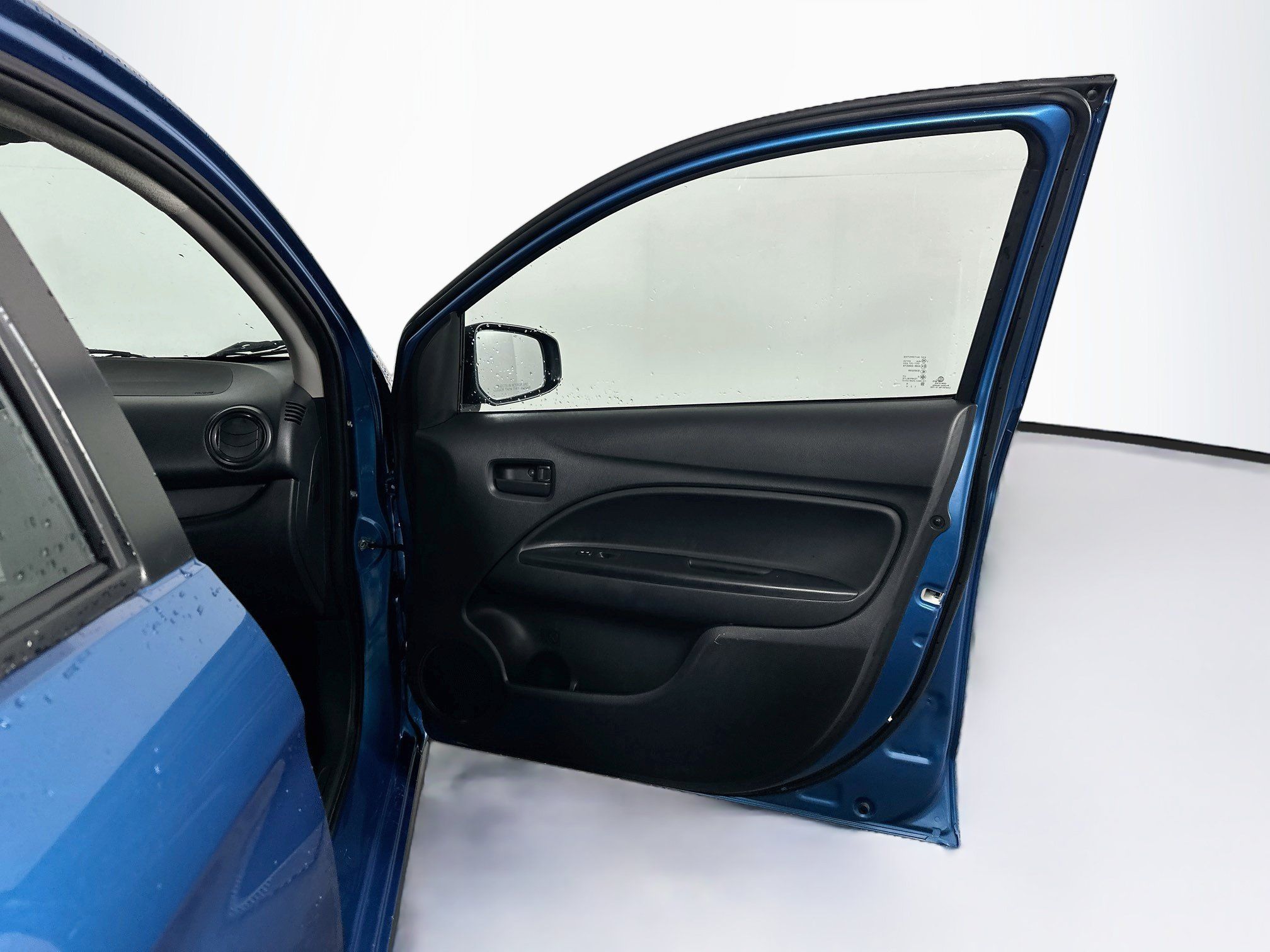 Used 2024 Mitsubishi Mirage ES FWD image 30
