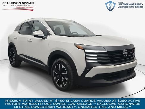 Used 2025 Nissan Kicks SR image 1