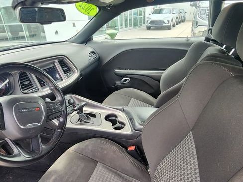 Used 2022 Dodge Challenger GT w/ Blacktop Package RWD image 16