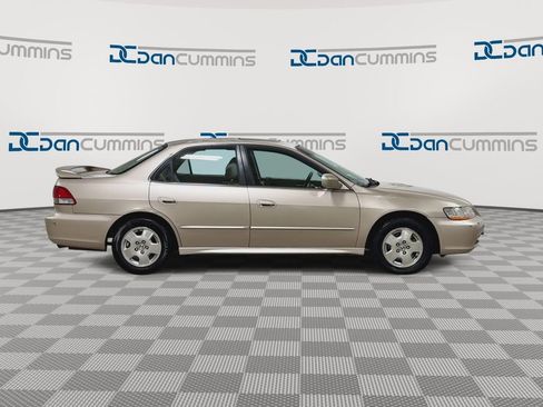 Used 2001 Honda Accord EX image 9