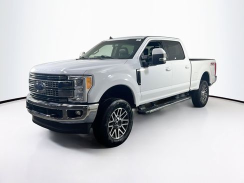 Used 2019 Ford F250 Lariat w/ Lariat Value Package image 1