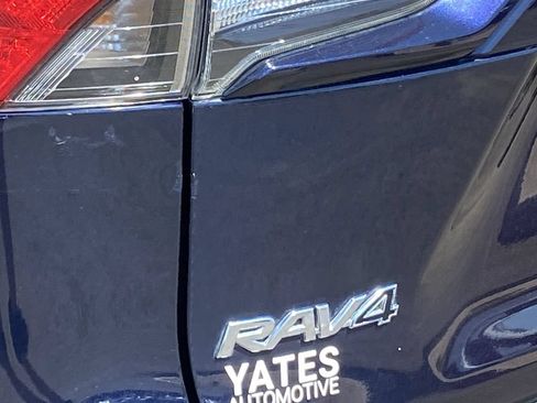 Used 2024 Toyota RAV4 XLE AWD/4WD image 27