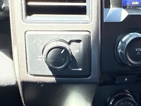 Used 2018 Ford F150 XLT w/ Equipment Group 301A Mid RWD image 25
