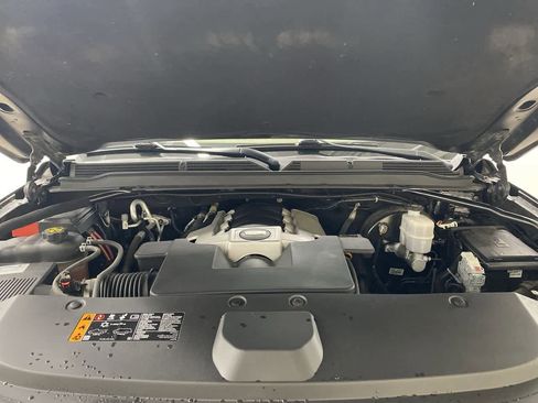 Used 2020 Cadillac Escalade Platinum image 12