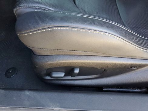 Used 2017 Chevrolet Camaro SS image 15