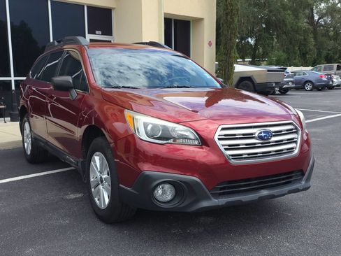 Used 2017 Subaru Outback 2.5i w/ Popular Package #2 AWD/4WD image 3