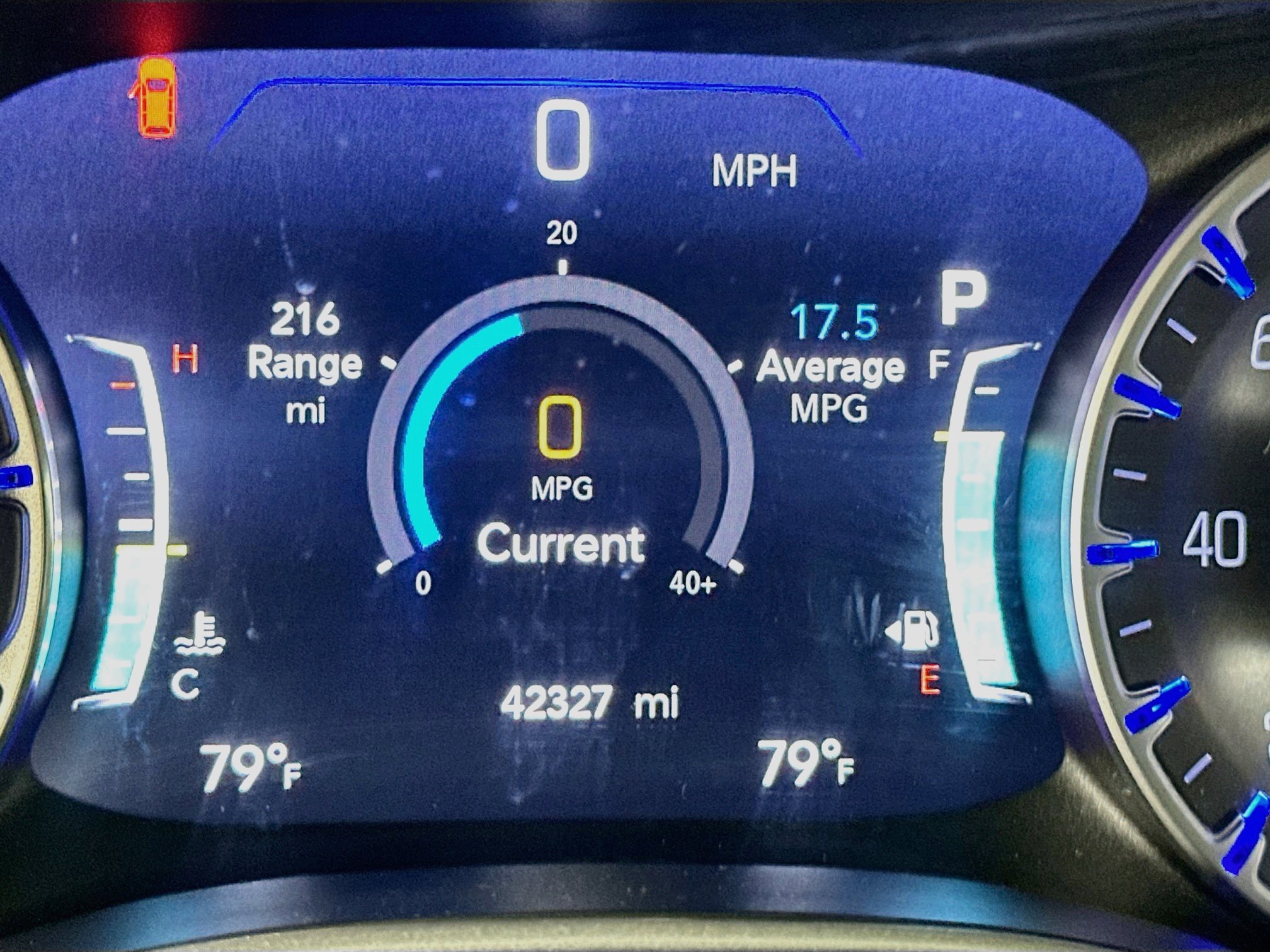 Used 2023 Chrysler Pacifica Touring-L FWD image 19