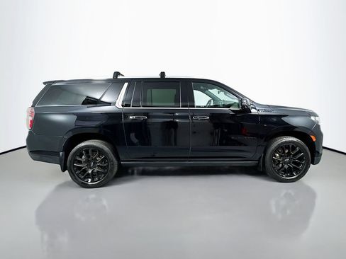 Used 2023 Chevrolet Suburban High Country w/ Max Trailering Package AWD/4WD image 7