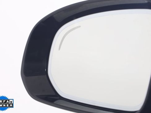 Used 2025 Volvo XC60 B5 Plus image 25