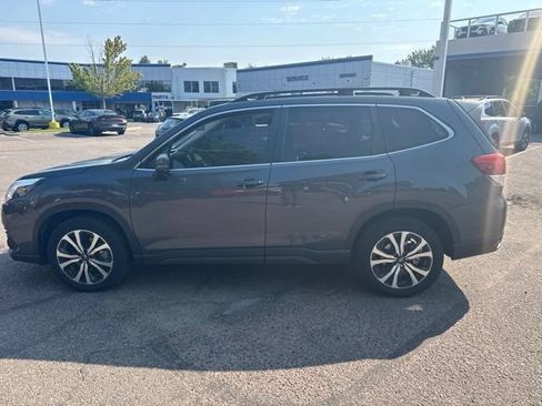 Certified 2023 Subaru Forester Limited AWD/4WD image 2
