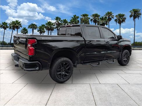 Used 2024 Chevrolet Silverado 1500 LT Trail Boss w/ Convenience Package II image 8