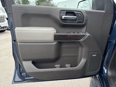 Used 2020 GMC Sierra 1500 SLT w/ SLT Premium Plus Package image 27