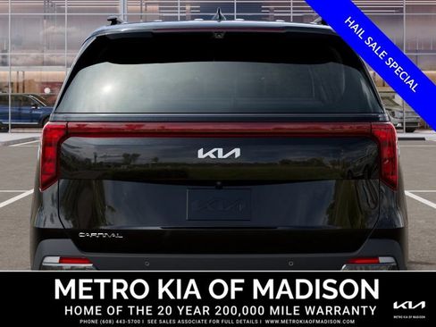 New 2026 Kia Carnival SX FWD image 13