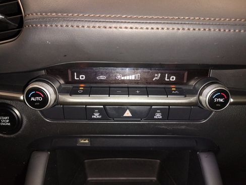 Used 2020 MAZDA MAZDA3 Sedan w/ Select Package FWD image 18