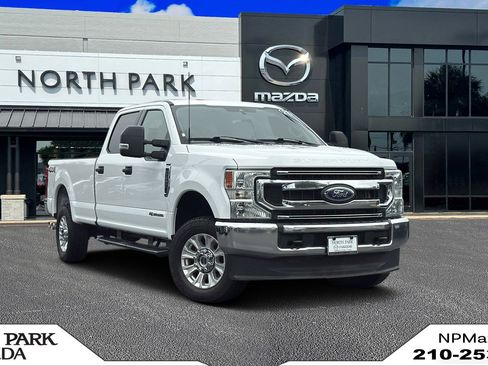 Used 2022 Ford F250 XLT AWD/4WD image 1