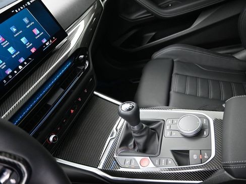 Used 2026 BMW M2 w/ Lighting Package image 17