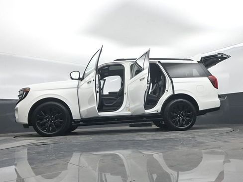 Certified 2025 Ford Expedition Platinum w/ Stealth Appearance Package AWD/4WD image 77
