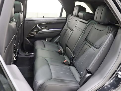 Used 2025 Land Rover Range Rover Sport Autobiography AWD/4WD image 32