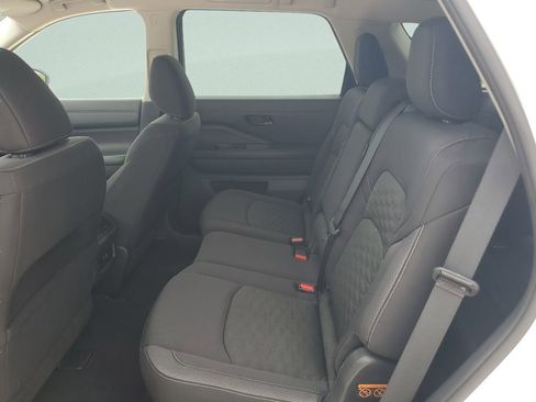 Used 2024 Nissan Pathfinder SV AWD/4WD image 10