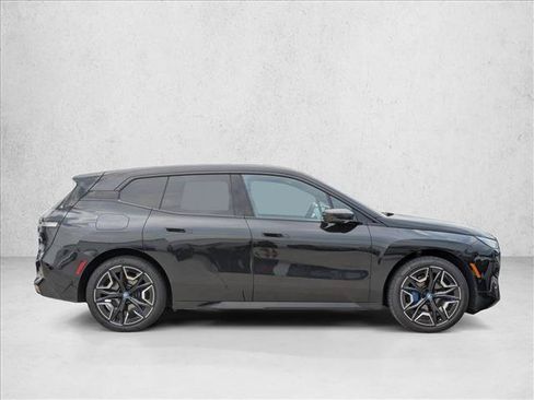 Used 2024 BMW iX xDrive50 w/ Premium Package AWD/4WD image 4