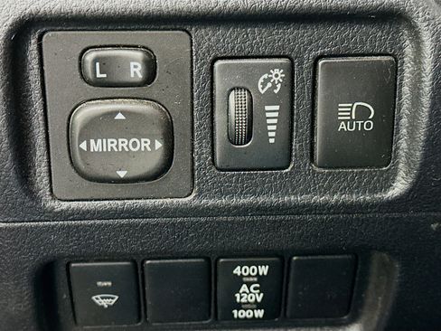 Used 2020 Toyota 4Runner TRD Off-Road image 17