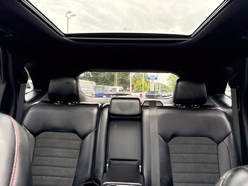 Used 2024 Ford Edge ST-Line AWD/4WD image 37