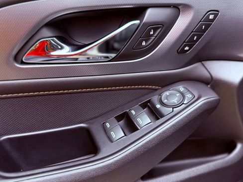Used 2019 Chevrolet Traverse Premier w/ Redline Edition FWD image 20