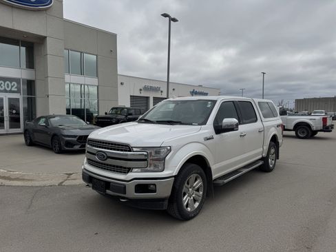 Used 2018 Ford F150 Lariat w/ Equipment Group 502A Luxury image 2