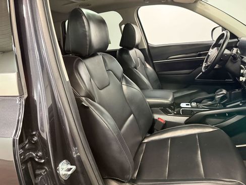 Used 2025 Kia Telluride S AWD/4WD image 62