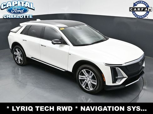Used 2024 Cadillac Lyriq Tech RWD image 27