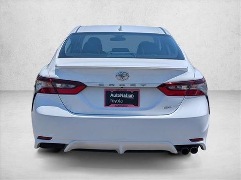 Used 2023 Toyota Camry SE FWD image 7