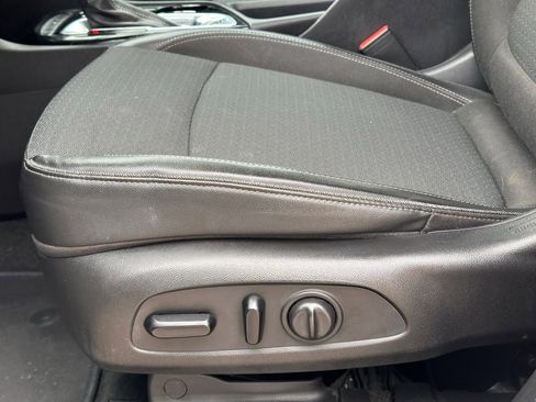 Used 2020 Buick Encore GX Select w/ Sport Touring Package image 22
