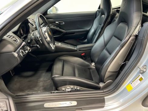 Used 2016 Porsche Cayman S image 21
