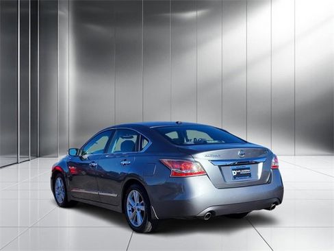 Used 2015 Nissan Altima 2.5 SV image 26