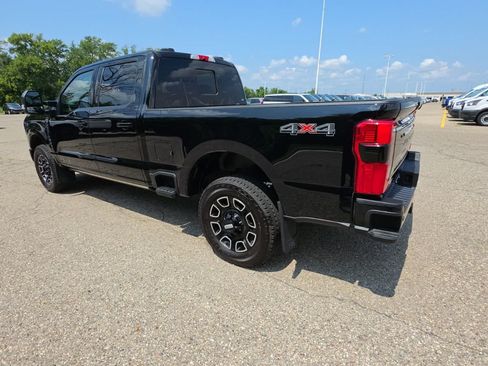 Used 2026 Ford F250 Platinum AWD/4WD image 16