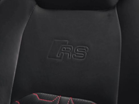 Used 2021 Audi RS 6 w/ Carbon Optic Package AWD/4WD image 42
