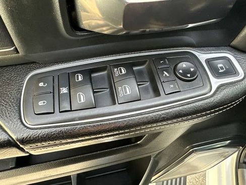 Used 2019 RAM 2500 Limited image 25