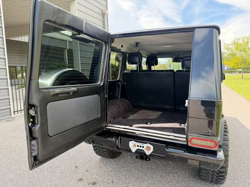 Used 2013 Mercedes-Benz G 550 image 24