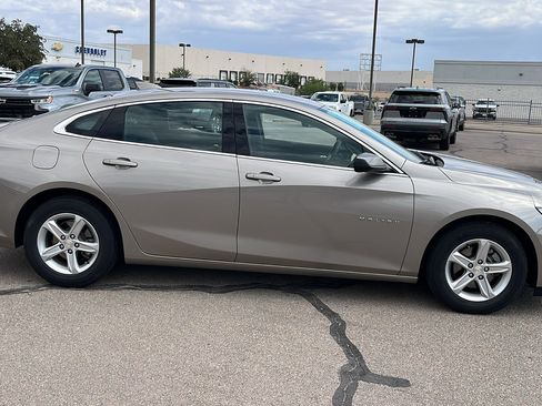 Certified 2022 Chevrolet Malibu LT image 9