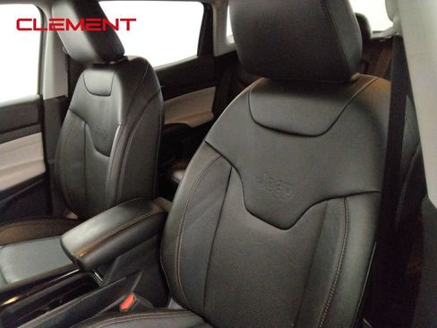 Used 2022 Jeep Compass Limited AWD/4WD image 31
