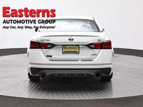Used 2022 Nissan Altima 2.0 SR FWD image 6